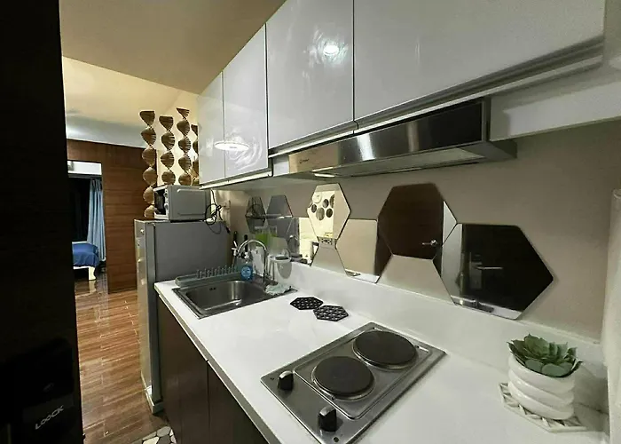 Air Residences Makati Staycation *